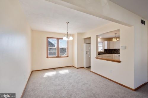 2 Willow Ct, Erial NJ  08081-2216 exterior