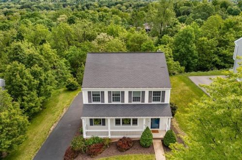 1027 Woodridge Dr, Canonsburg, PA 15317-2467