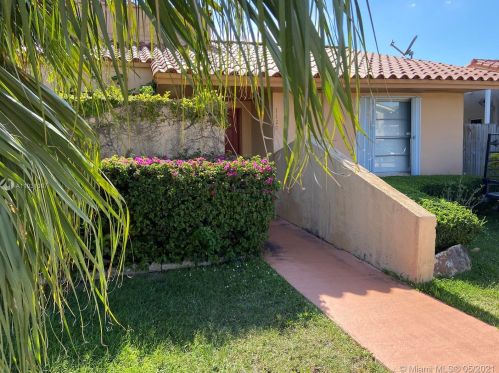 1120 104th Ave, Miami FL 33174-2752 exterior