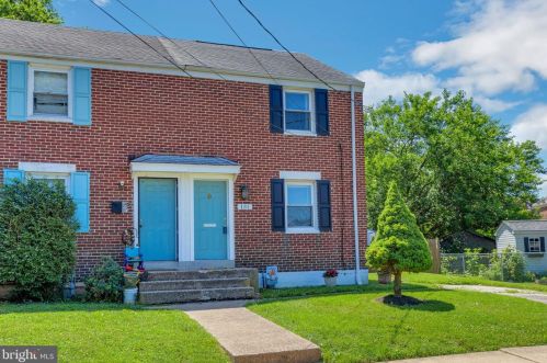 131 Denn Pl, Wilmington, DE 19804-3505