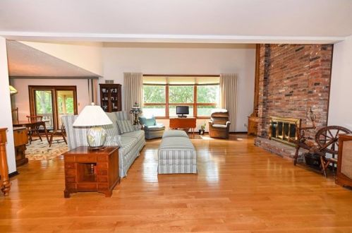 102 Yorktown Rd, Canonsburg, PA 15317-3633