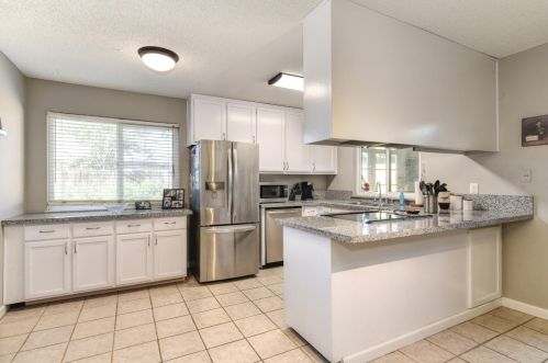 2420 Berrywood Dr, Rancho Cordova CA  95670-5204 exterior