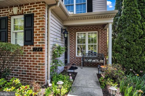 124 Red Haven Rd, Rudytown, PA 17070-3164