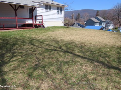 2 Water St, Adams MA 01220-1032 exterior