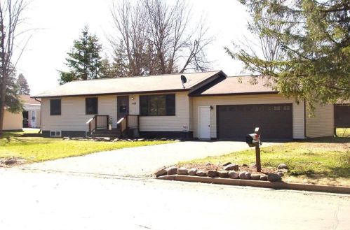 402 College Ave, Ladysmith, WI 54848-2303