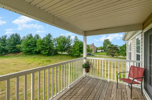998 Mistflower Ln, Florence KY  41042-8098 exterior