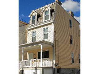 4793 Yew St, Pittsburgh, PA 15224-2130