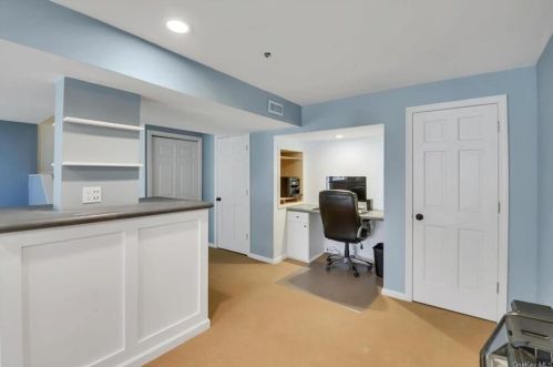 229 Sandpiper Ct, Yorktown Hgts NY  10598-1968 exterior