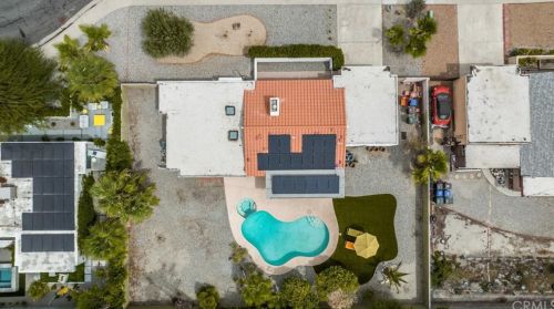 803 El Conquistador, Palm Springs CA  92262-3246 exterior