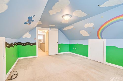 53 Stratford Rd, East Brunswick NJ  08816-2019 exterior