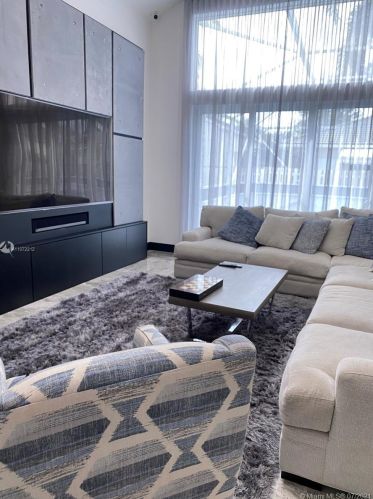 5321 32nd St, Hollywood FL  33023-5344 exterior