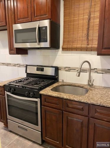3223 Liberty Ave, North Bergen NJ  07047-2320 exterior