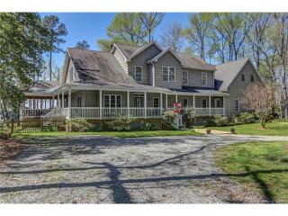 145 Oakwood Ave, Lancaster, VA 22503-3446