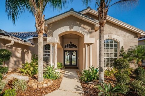 4811 Cross Pointe Dr, Oldsmar, FL 34677-5202