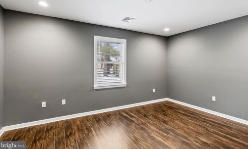 133 Somerset Dr, Willingboro NJ  08046-1435 exterior