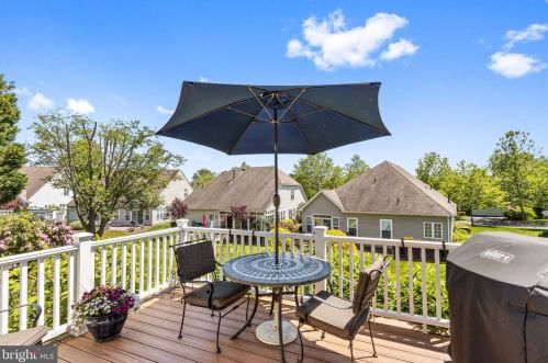 713 Village Ave, Collegeville PA  19426-4168 exterior