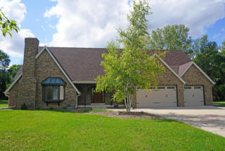 195 167th St, Brookfield, WI 53005-3933