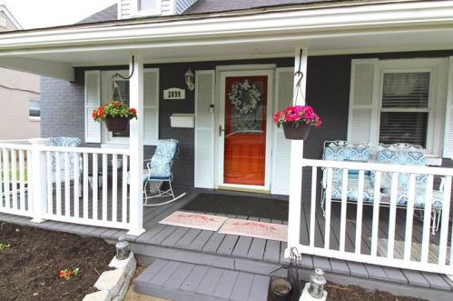 2899 Pioneer Dr, Ambridge, PA 15003-1461
