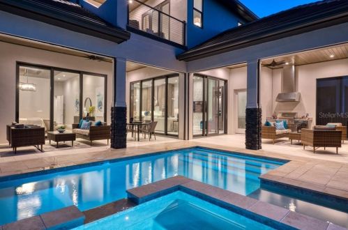 16035 Vetta Dr, Montverde FL  34756-3520 exterior