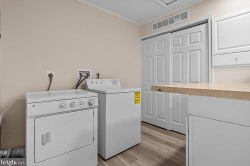 945 Willopenn Dr, Southampton PA  18966-3422 exterior