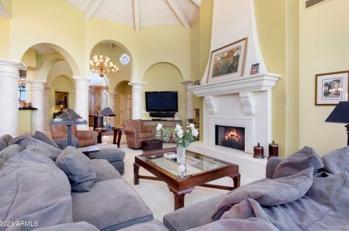 16446 Emerald Dr, Scottsdale AZ 85268-5411 exterior