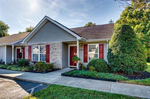 404 Campbell Gardens Rd, Kernersville, NC 27284-8787