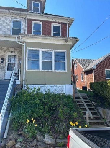 364 Lincoln St, Easton, PA 18042-6550