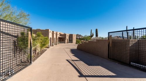 36423 35th Ave, Phoenix AZ  85086-4357 exterior