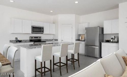 3637 97th Ln, Tolleson, AZ 85353-8534