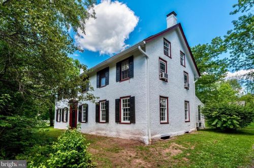 1721 Old Forty Foot Rd, Harleysville, PA 19438-3010