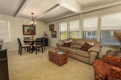 7222 San Bartolo St, Carlsbad, CA 92011-4607