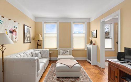 23-51 Crescent St, Long Island City, NY 11105-3246