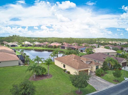 538 Villa Park Rd, Kissimmee, FL 34759-6103