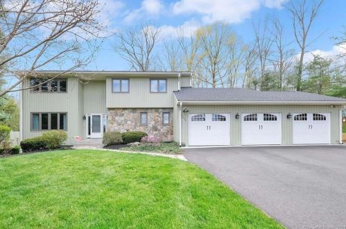 175 Bobby Ln, Manchester, CT 06040-6782