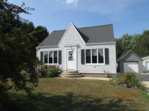 615 Randolph St, Mishicot, WI 54228-9465