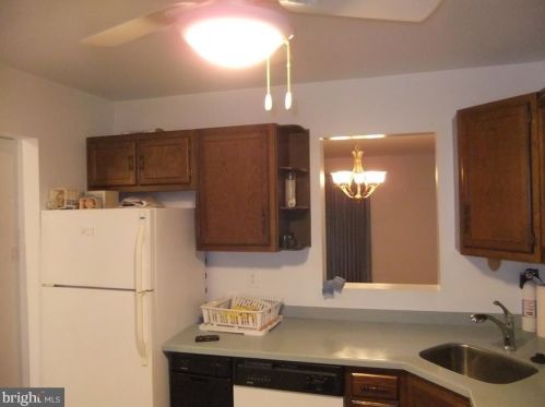 771 Wheeler Hill Dr, Washington, DC 20032-4142