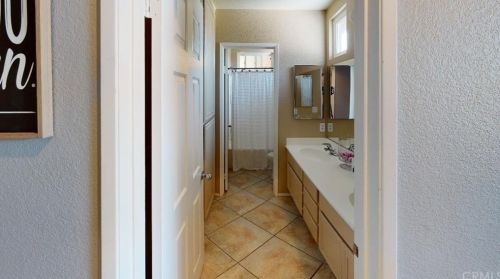 5 Villa Milano, Lake Elsinore CA  92532-0111 exterior