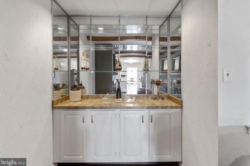 1628 Devon Ct, Yardley PA 19067-5741 exterior