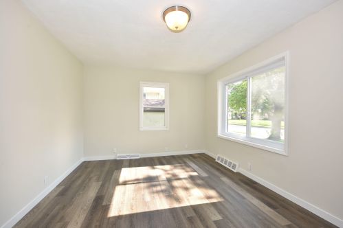 4825 91st St, Milwaukee WI  53225-4125 exterior