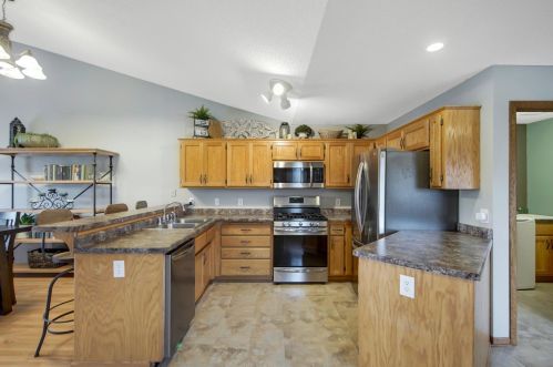 6148 Mill Run Rd, Monticello MN  55362-3611 exterior