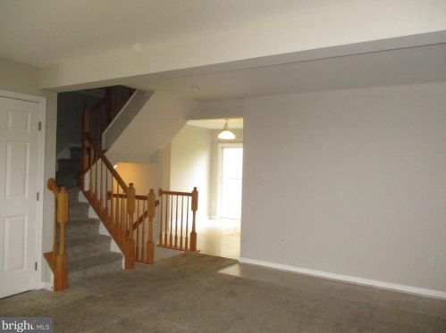 3454 Westview Dr, Perkiomenville, PA 18074-9463
