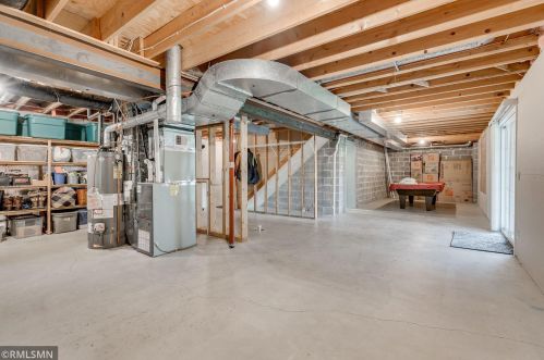 623 Crimson Leaf Ct, Saint Paul MN 55123-3046 exterior