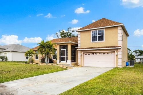 839 2nd St, Cape Coral, FL 33991-0015