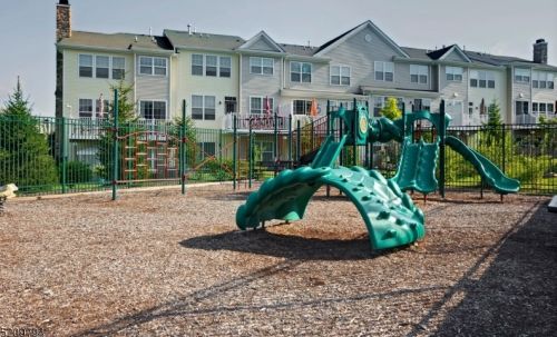 13 Mourning Dove Ct, Hackettstown NJ  07840-3211 exterior