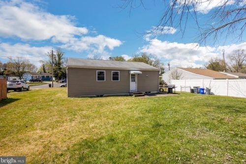 138 Gehrig Ave, Gloucester NJ  08030-1614 exterior