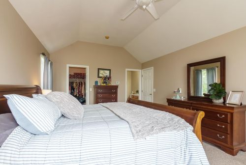 11 Lynwood Rd, Raymond NH  03077-1876 exterior