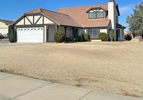 17382 Forest Hills Ct, Victorville, CA 92395-4681