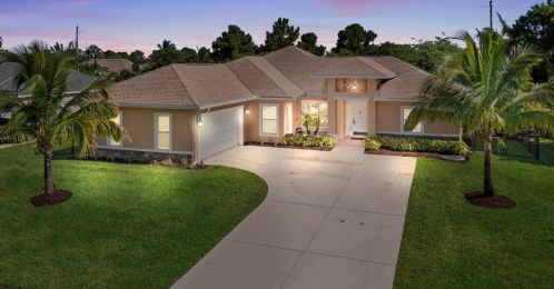 1811 Inlander Ave, Fort Pierce, FL 34953-4557