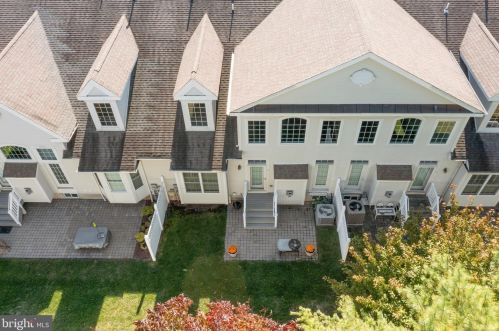 46 Schindler Ct, Lawrence Township NJ  08648-2579 exterior