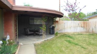 218 Meadow Ln, Bishop, CA 93514-2919